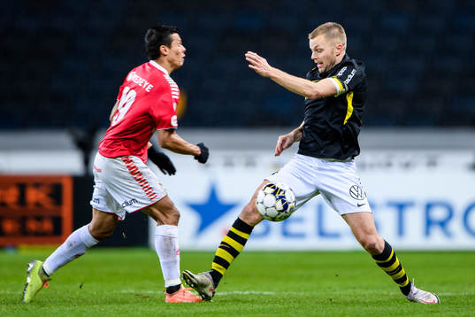 s Sebastian Larsson