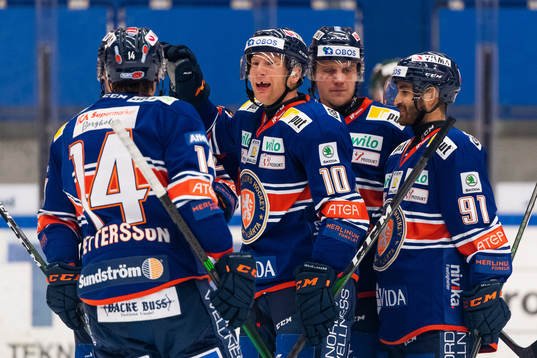 Växjös Richard Gynge jublar