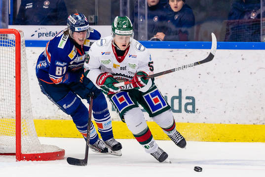 Växjös Fredrik Karlström och Frölundas Jesper Sellgren