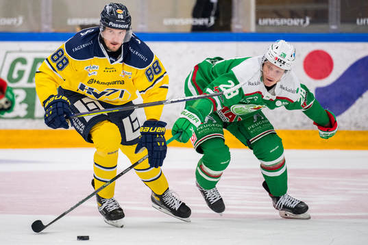 s Jesper Kokkonen och Rögles Anton Bengtsson