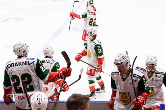 Moras Filip Lennström och Robin Johansson delar med