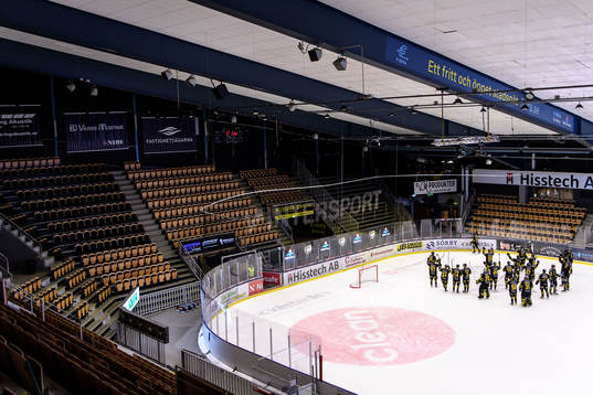 Västerås spelare jublar