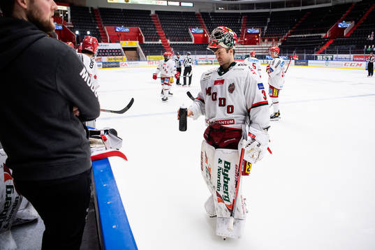 Modos målvakt Anthony Peters