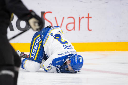 Leksands August Berg har ont