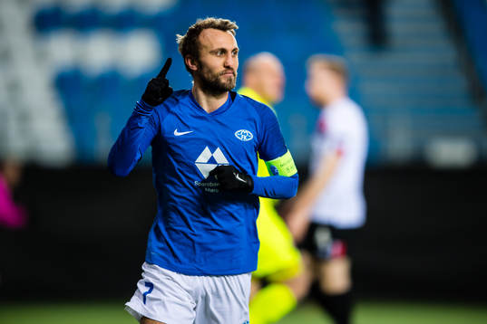 Magnus Wolff Eikrem of Molde celebrates