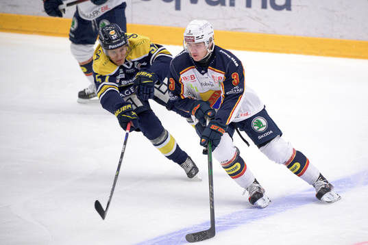 s Anton Wedin och Djurgårdens Tobias Björnfot