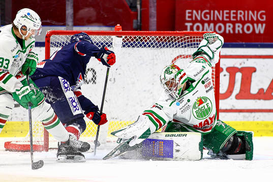 Mål 2-0 av Linköpings Broc Little förbi Rögles målvakt