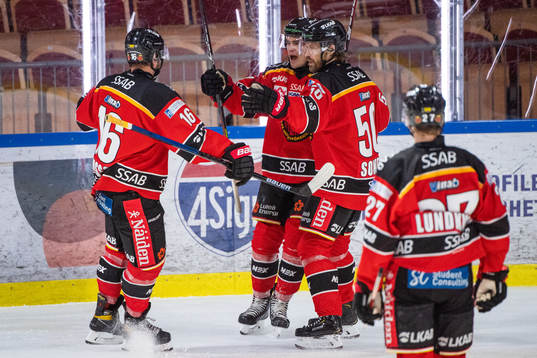Luleås Karl Fabricius jublar