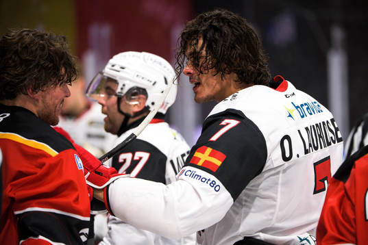 Luleås Oscar Engsund och Malmö Redhawks Oliver Lauridsen