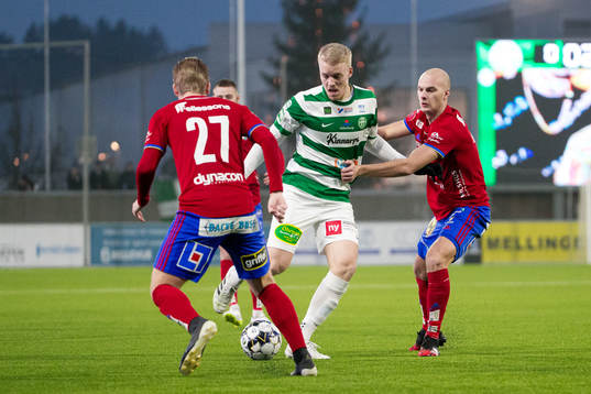 Västerås Simon Johansson i en kamp mot Östers Billy
