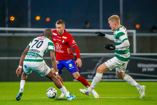 Västerås Moonga Simba , Östers Petar Petrovic och