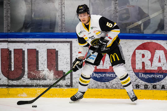 Andreas Klavestad of Stavanger Oilers