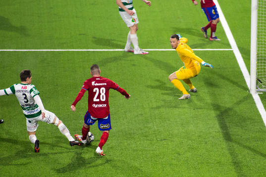 Västerås Filip Almström Tähti , Östers Victor Stulic