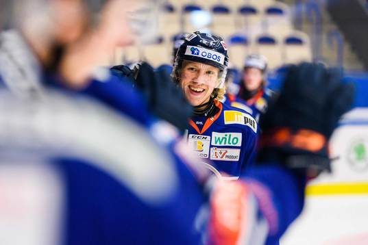 Växjös Marcus Sylvegård jublar