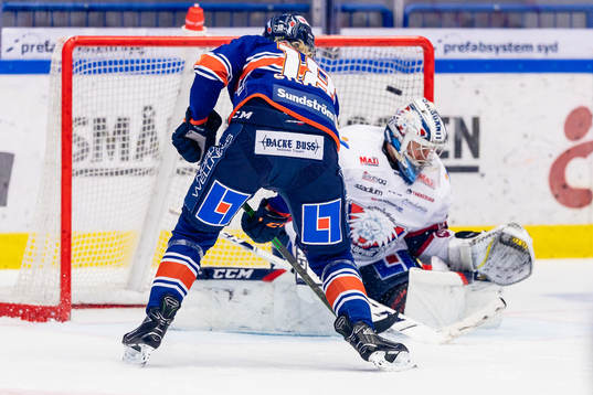 Växjös Marcus Sylvegård gör mål 2-0 bakom Linköpings