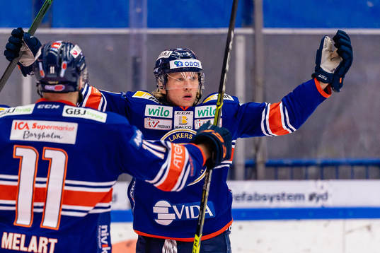 Växjös Marcus Sylvegård jublar