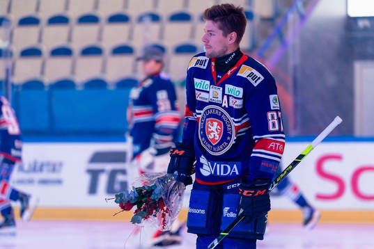 Växjös Robert Rosén uppmärksammas för 300 poäng i SHL