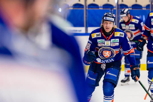 Växjös Marcus Sylvegård jublar