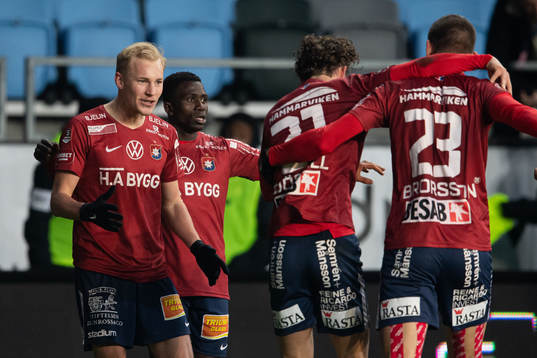 Örgrytes Adam Bergmark Wiberg jublar