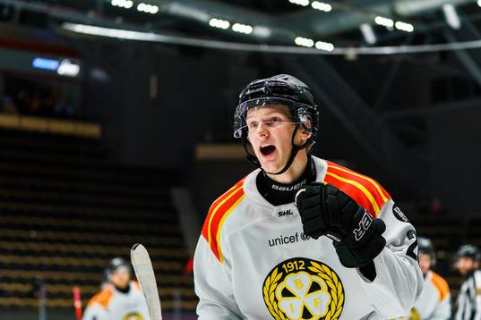 Brynäs Oskar Kvist jublar