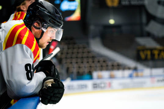 Brynäs Jaedon Descheneau deppar