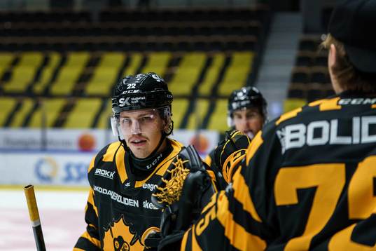 Skellefteås Jonathan Johnson jublar