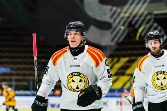Brynäs Tomi Sallinen jublar