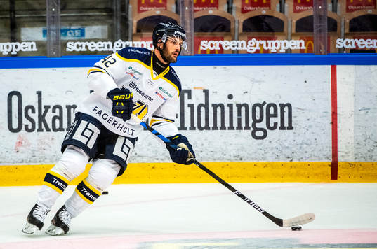 s Niklas Arell