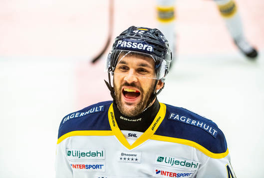 s Niklas Arell jublar