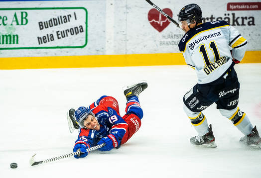 s Simon Önerud