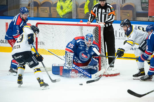 Oskarshamns målvakt Joe Cannata
