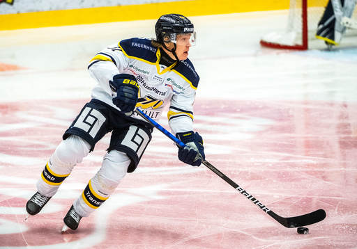 s Emil Johansson