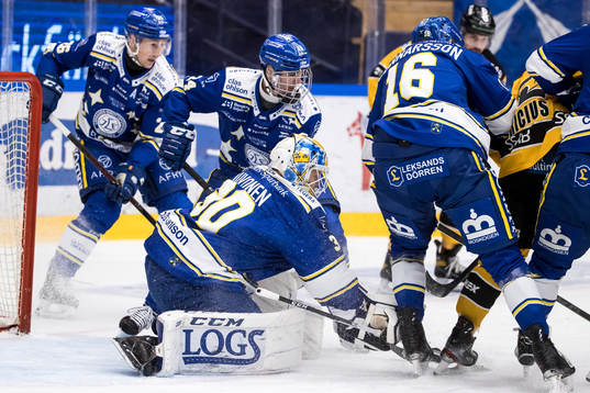 Leksands målvakt Janne Juvonen och Leksands Isak Rosén