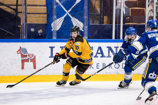 Luleås Einar Emanuelsson och Leksands Otto Paajanen