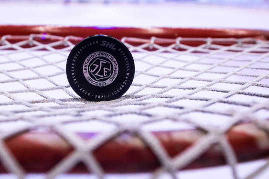 Matchpuck innan ishockeymatchen i SHL mellan Leksand och