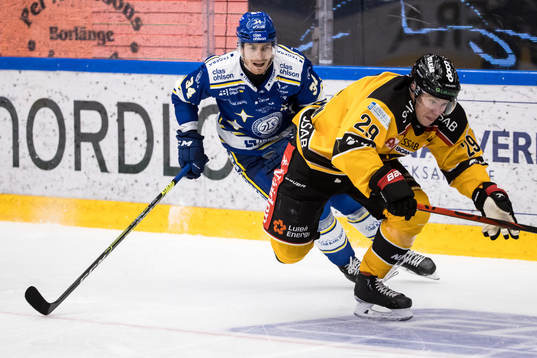 Leksands Peter Cehlarik och Luleås Erik Gustafsson