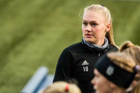 Marit Clausen of Rosenborg warms up