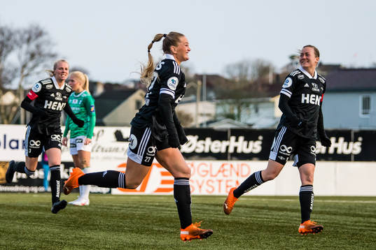 Lisa-Marie Karlseng Utland of Rosenborg celebrates