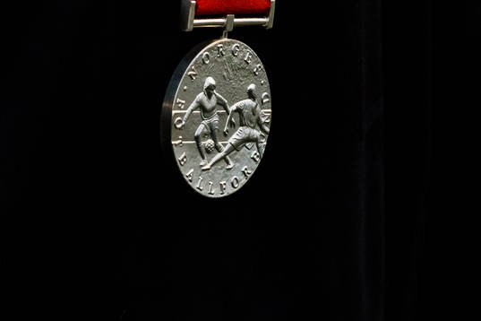 Lisa-Marie Karlseng Utland of Rosenborg with her silver