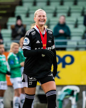 Lisa-Marie Karlseng Utland of Rosenborg with her silver