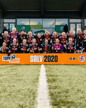 Players of Rosenborg with silver medals