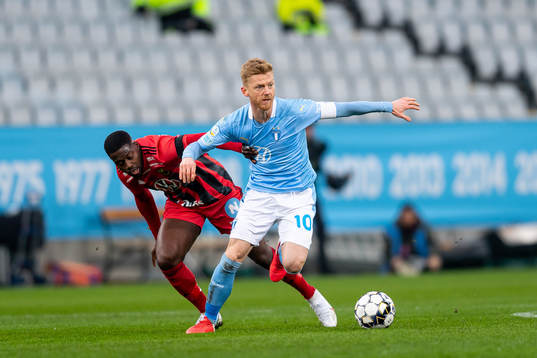 Östersunds Isak Ssewankambo mot Malmö FFs Anders