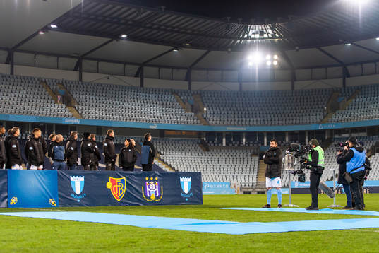 Malmö FFs Behrang Safari hyllas