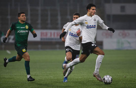 Hammarbys Paulinho och Örebros Deniz Hümmet
