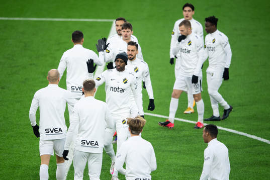 s spelare värmer upp
