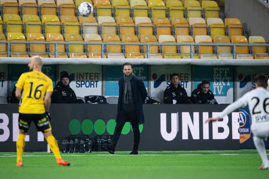 s tränare Bartosz Grzelak