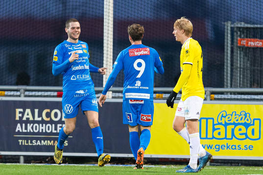 Mjällbys Jacob Bergström jublar