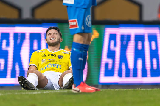 Falkenbergs Edi Sylisufaj deppar