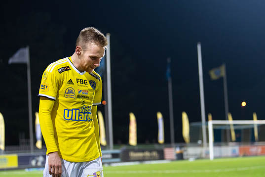 Falkenbergs Tobias Englund deppar