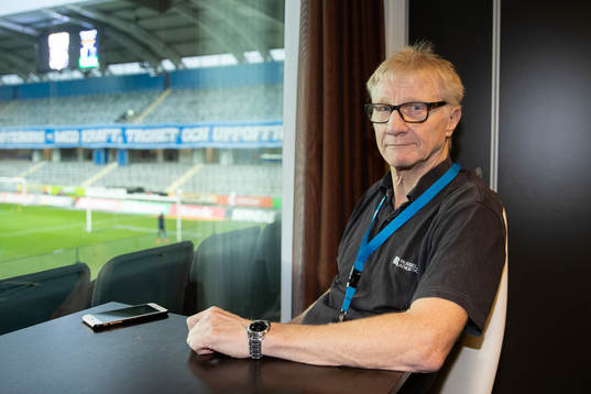 IFK Göteborgs chefsscout Olle Sultan innan fotbollsmatchen
